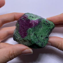 Load image into Gallery viewer, Ruby in Zoisite - Tanzania
