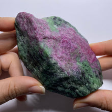 Load image into Gallery viewer, Ruby in Zoisite - Tanzania
