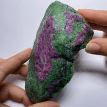 Load image into Gallery viewer, Ruby in Zoisite - Tanzania
