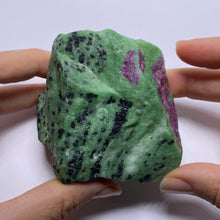 Load image into Gallery viewer, Ruby in Zoisite - Tanzania
