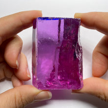 Load image into Gallery viewer, Violet Cubic Zirconia
