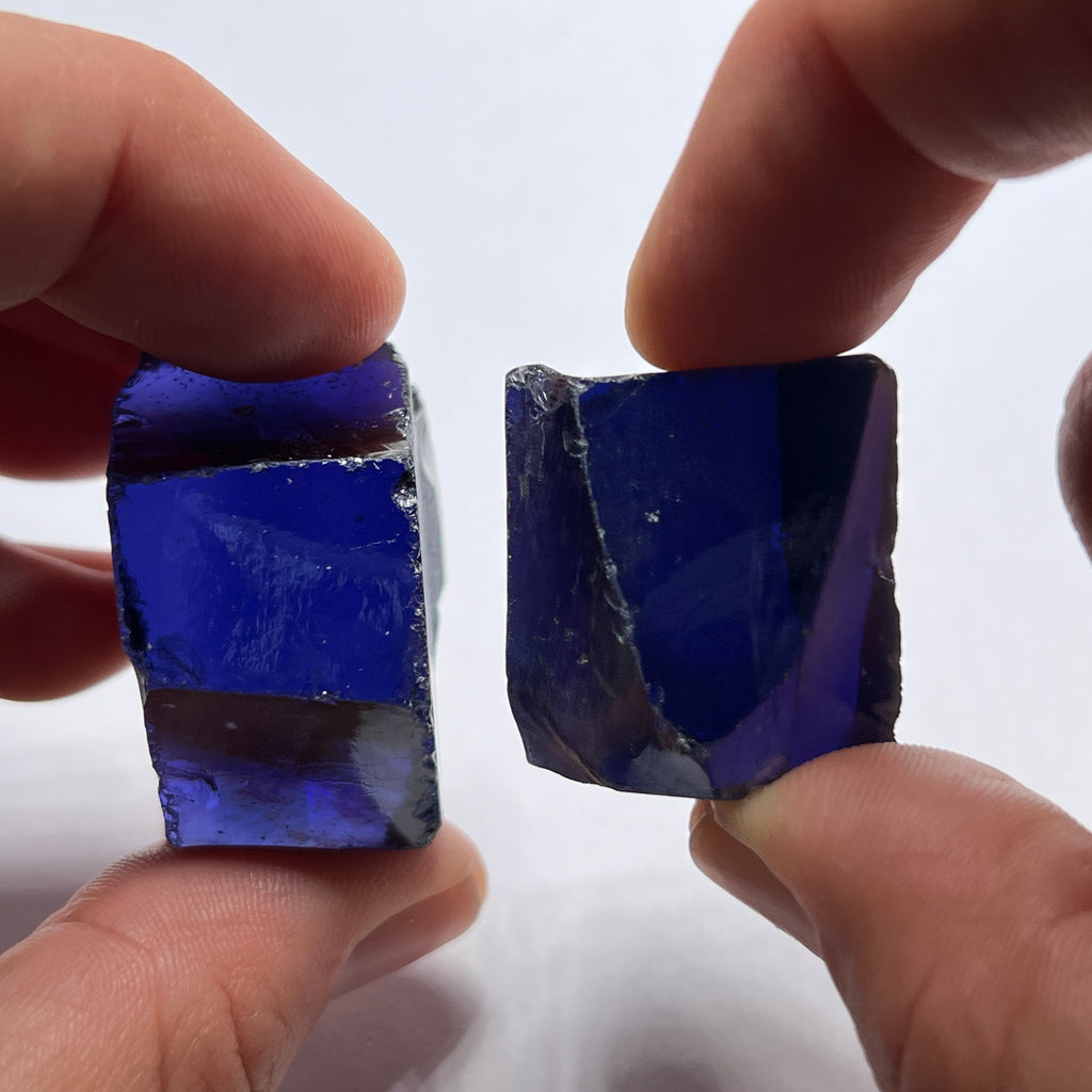 Medium Tanzanite Cubic Zirconia