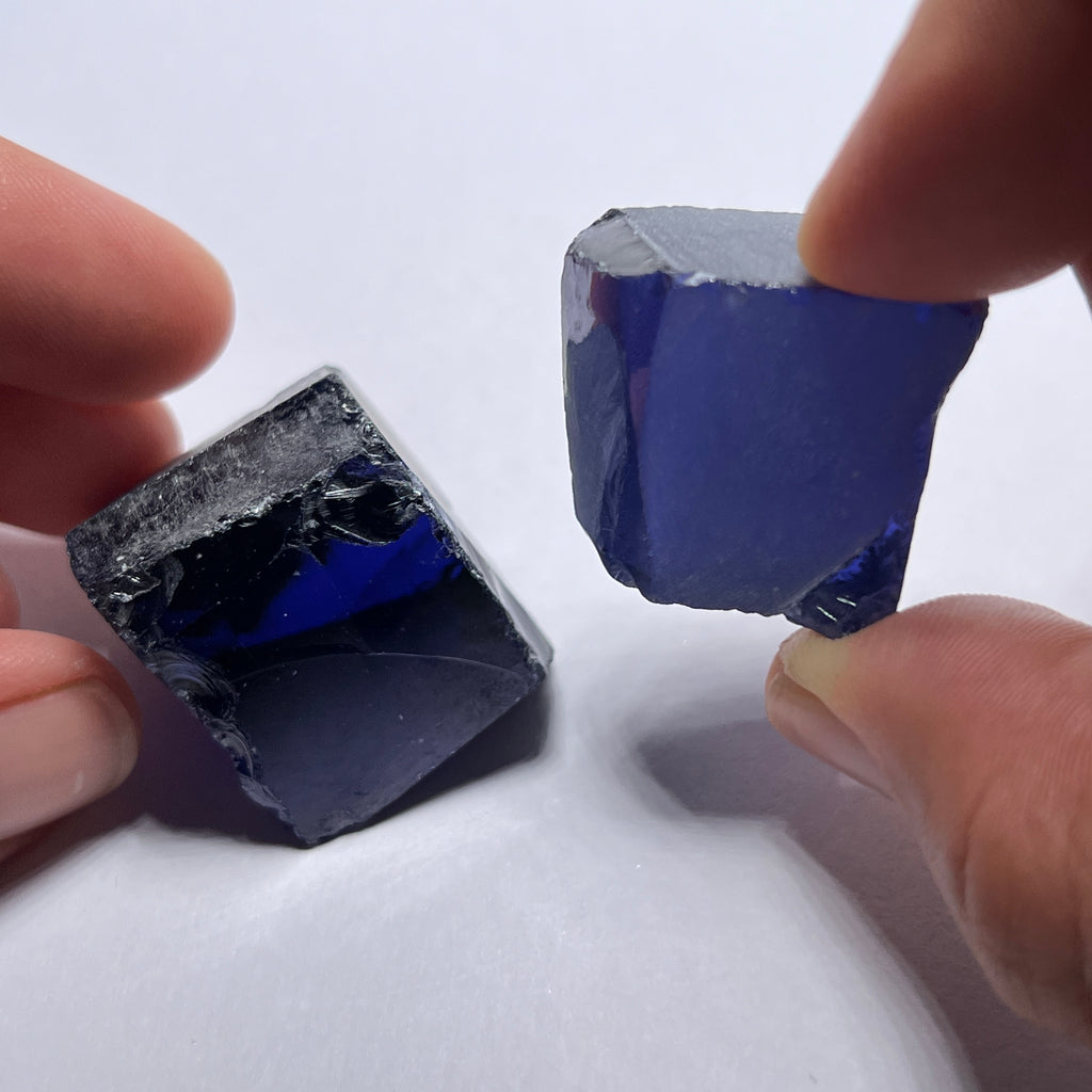Medium Tanzanite Cubic Zirconia