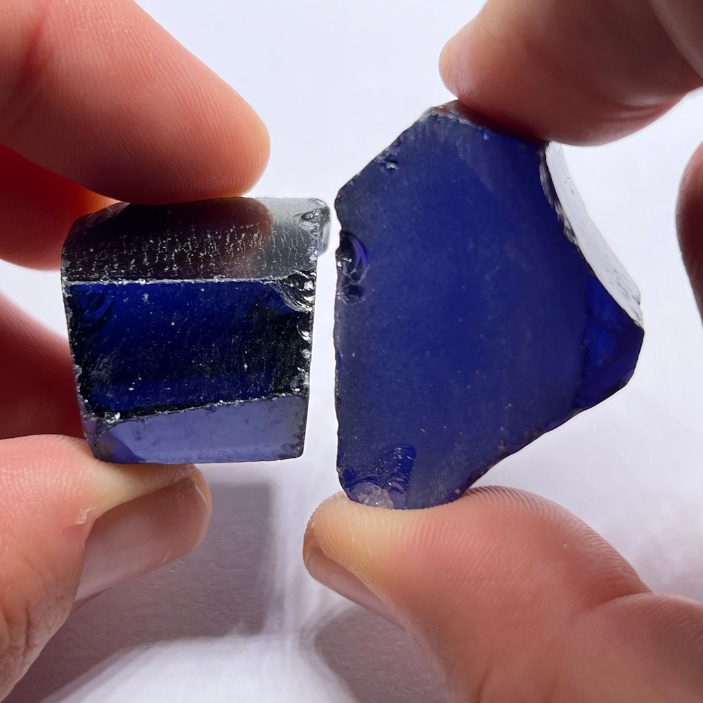 Medium Tanzanite Cubic Zirconia