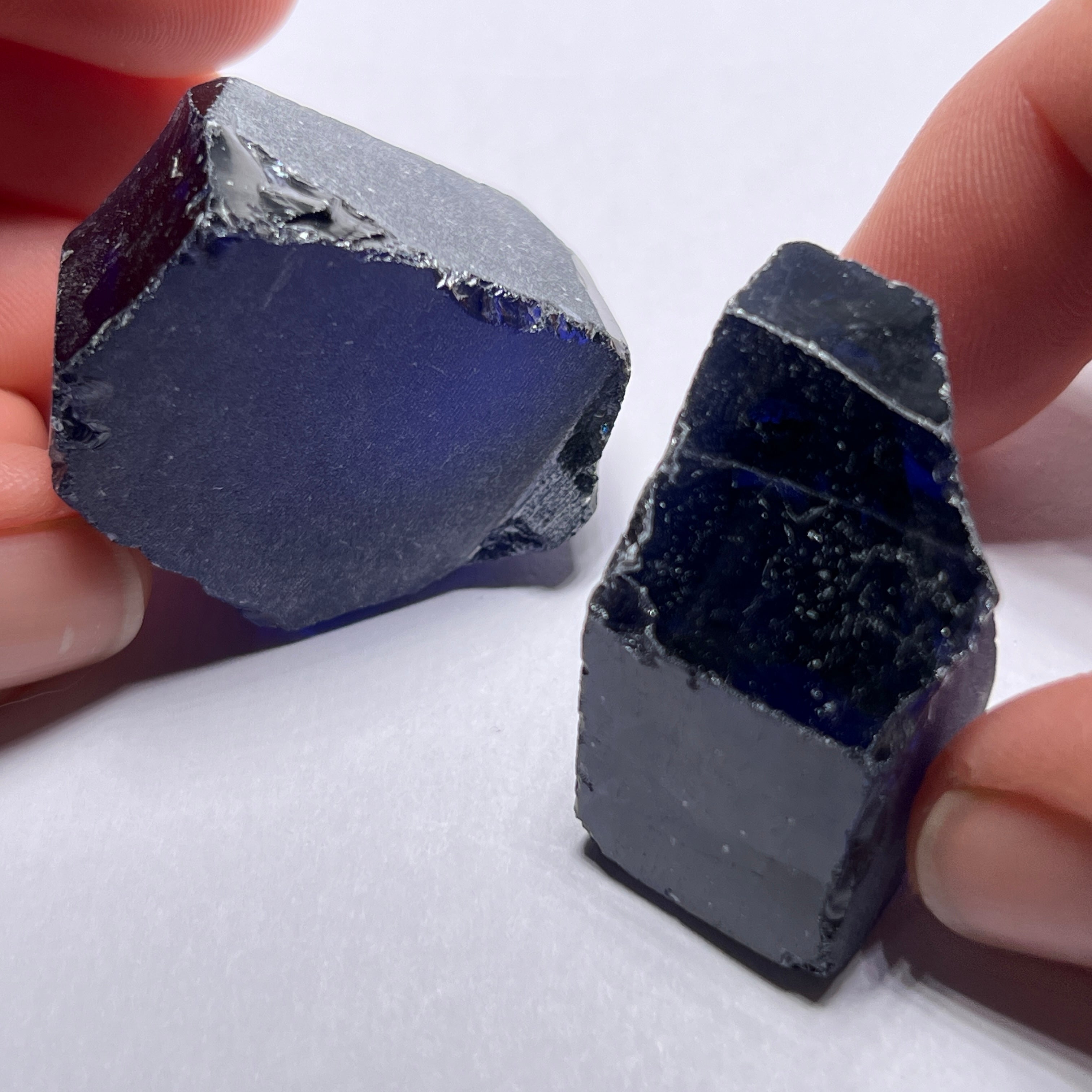 Medium Tanzanite Cubic Zirconia