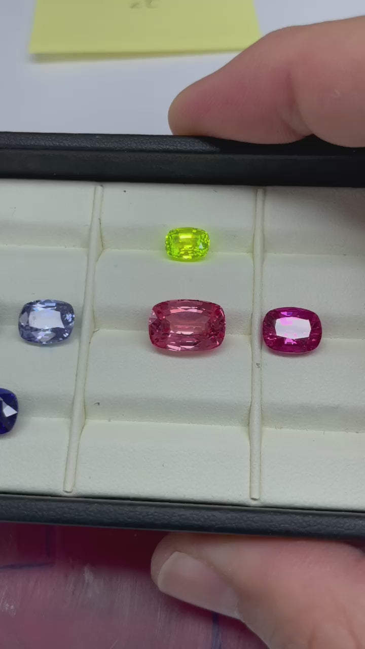 Pulled Czochralski Cornflower Blue Sapphire