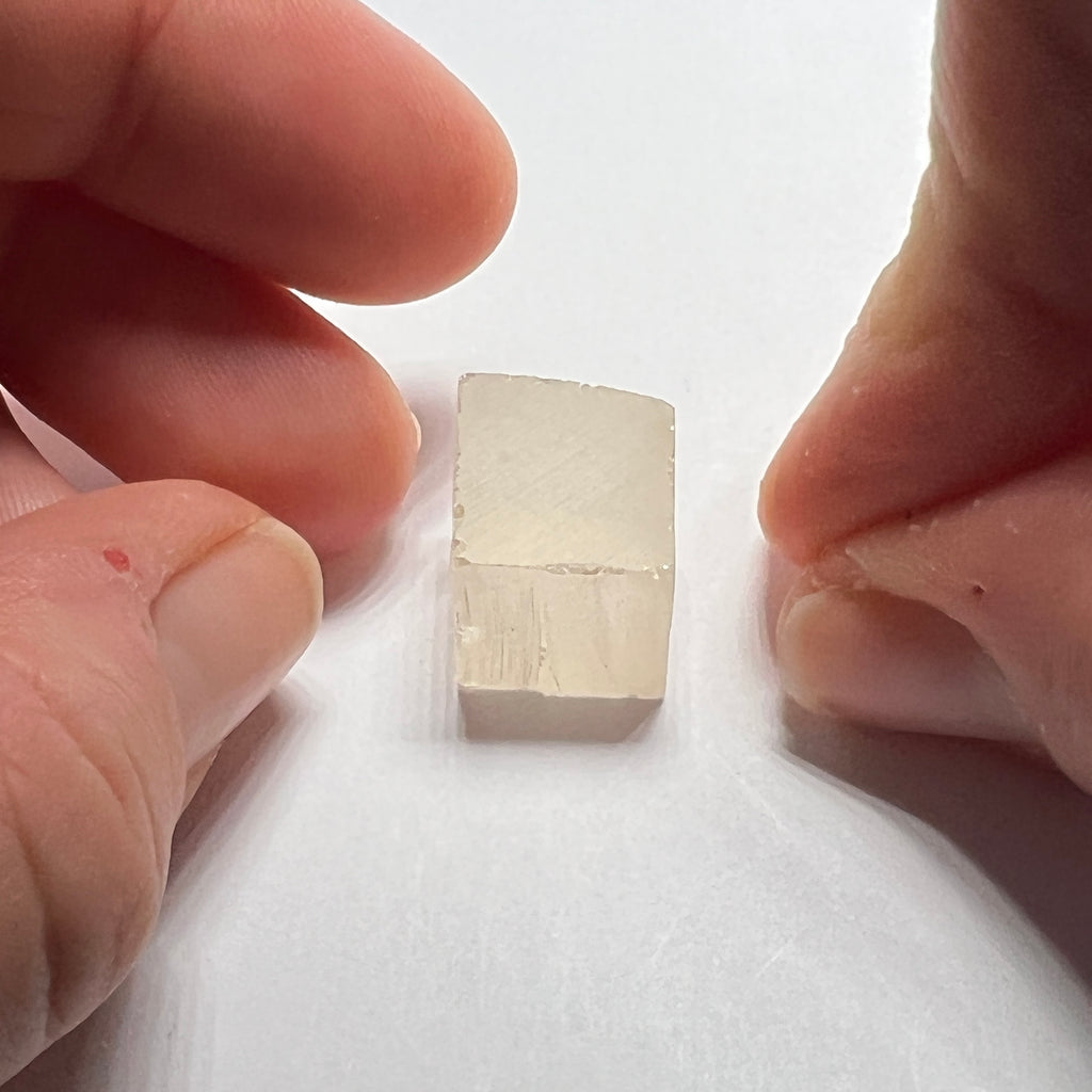 Gadolinium Gallium Garnet (GGG)