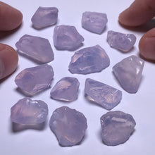 Load image into Gallery viewer, Lavender Quartz Parcel - 50 grams
