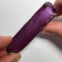 Load image into Gallery viewer, #46A Color Change Purple/Hot Pink Synthetic Corundum
